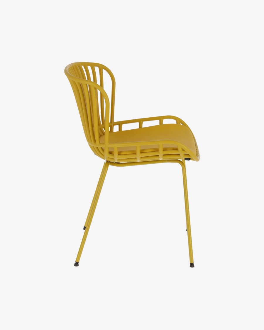 Surpik outdoor chair in yellow