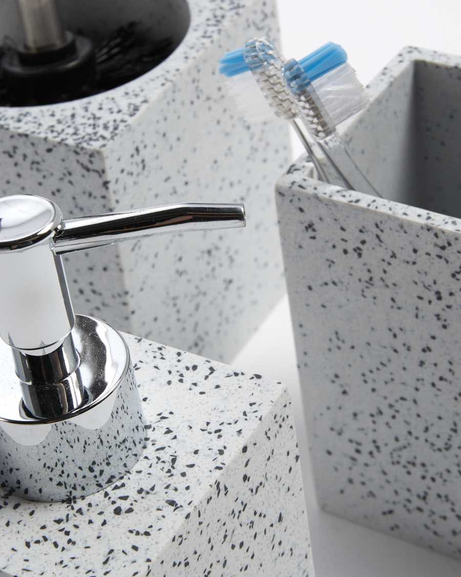 Escombreta de bany Ruston