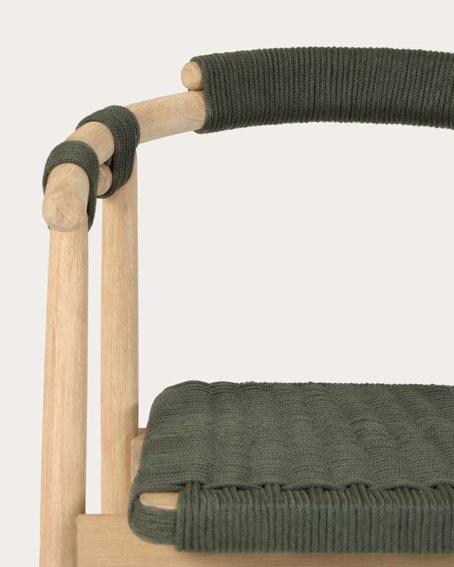 Majela chair in solid eucalyptus with oak-effect finish and green rope FSC 100%