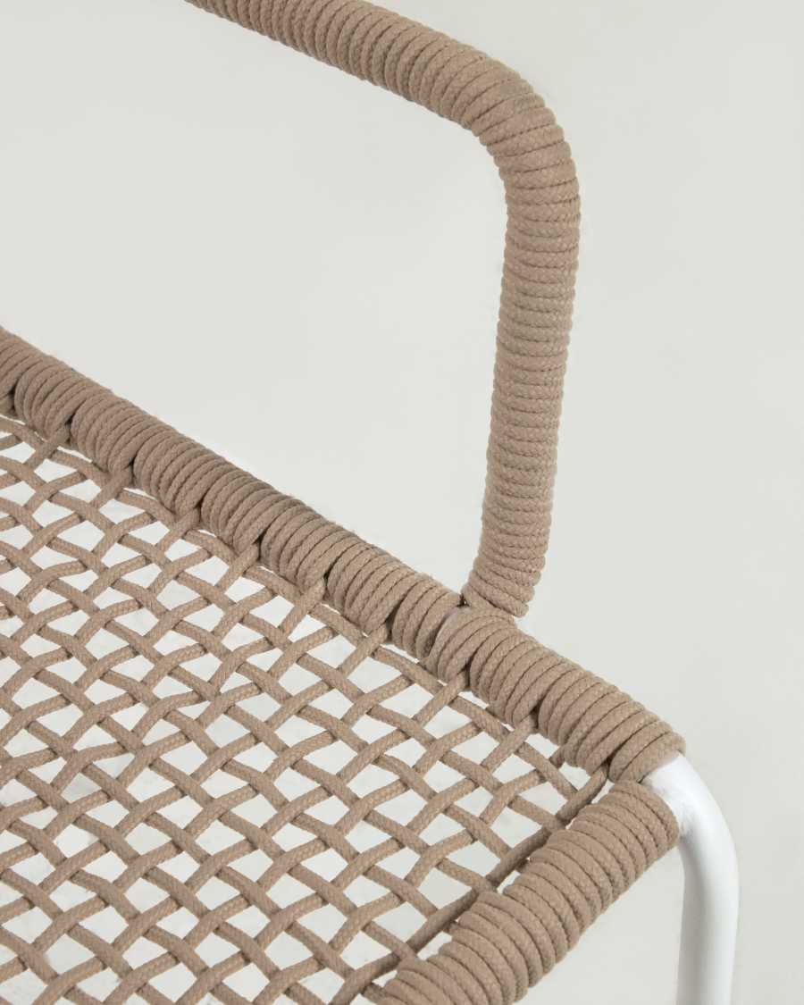 Καρέκλα Cailin, σκοινί μπεζ, λευκά πόδια σε γαλβανισμένο ατσάλι