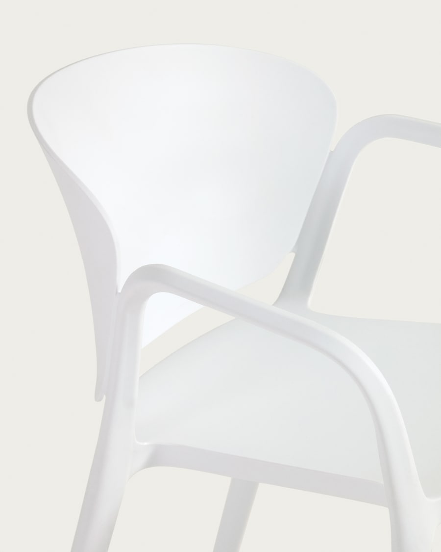 Ania stackable white garden chair
