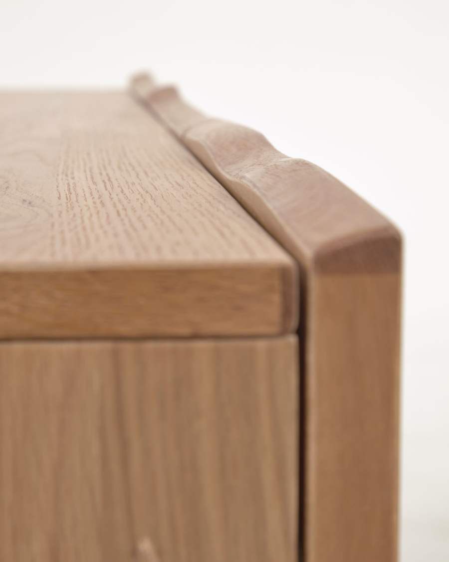 Rasha sideboard with oak veneer with natural finish 150 x 71 cm.