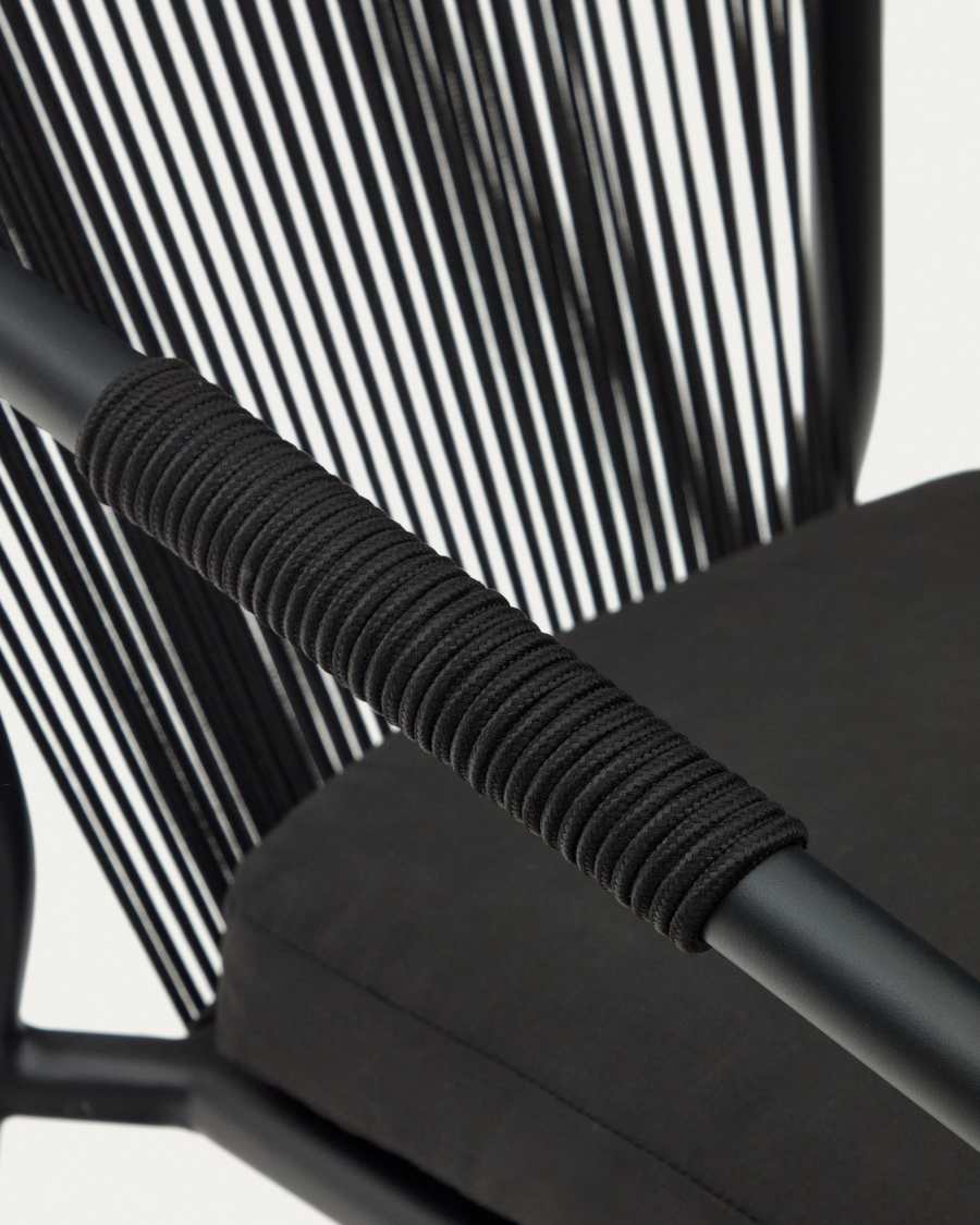 Sedia da esterno Xelida in allumino e corda nera