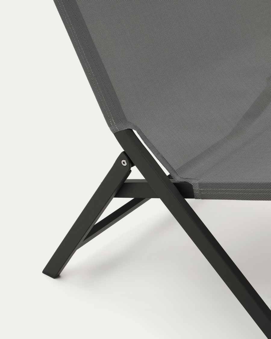Canutells folding armchair made of aluminum with dark grey finish