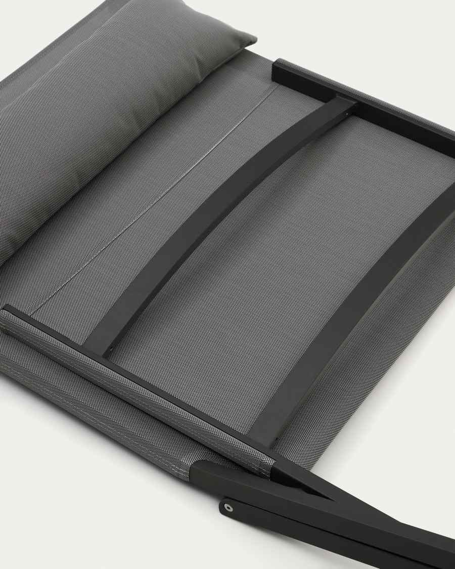 Canutells folding armchair made of aluminum with dark grey finish