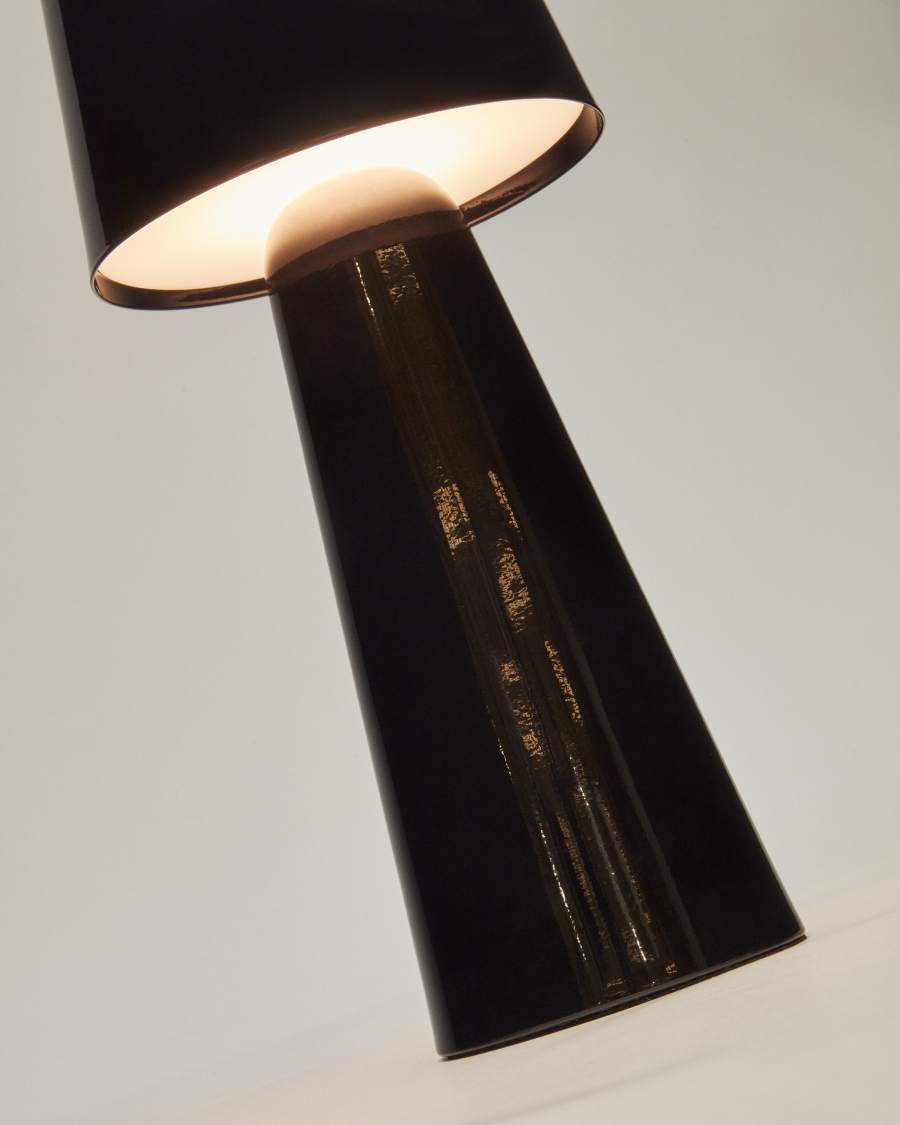 Arenys large table lamp with a black painted finish
