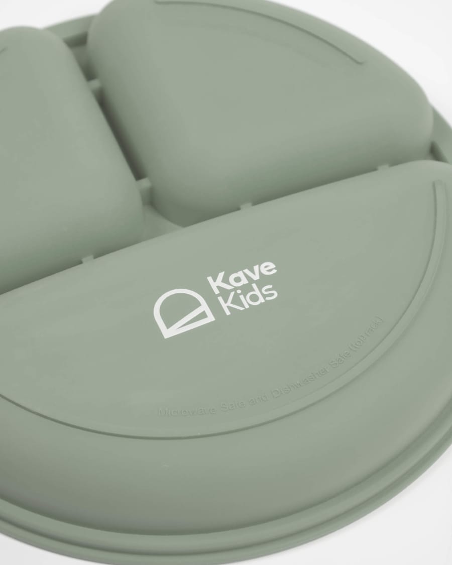 Epiphany plate and cutlery set in green silicone and wood