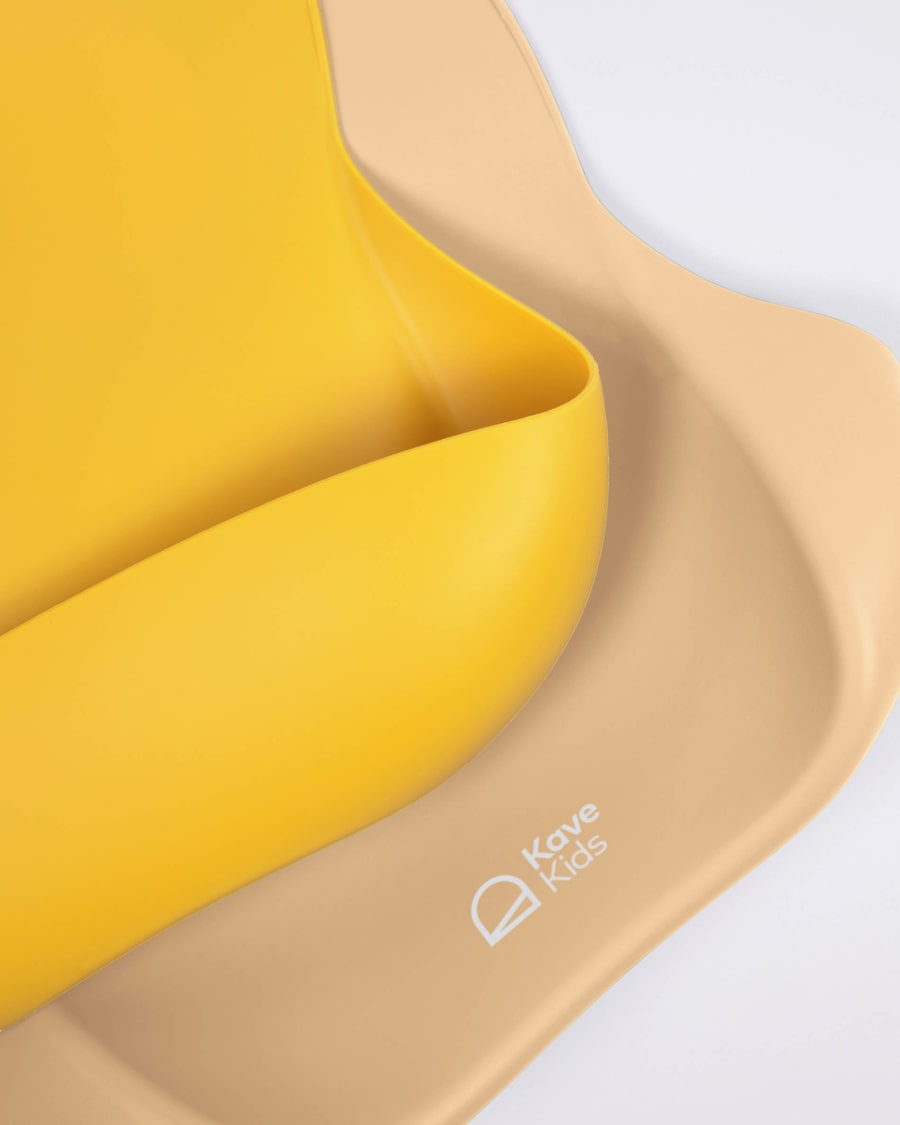 Set Epiphany di 2 bavaglini in silicone marrone e senape