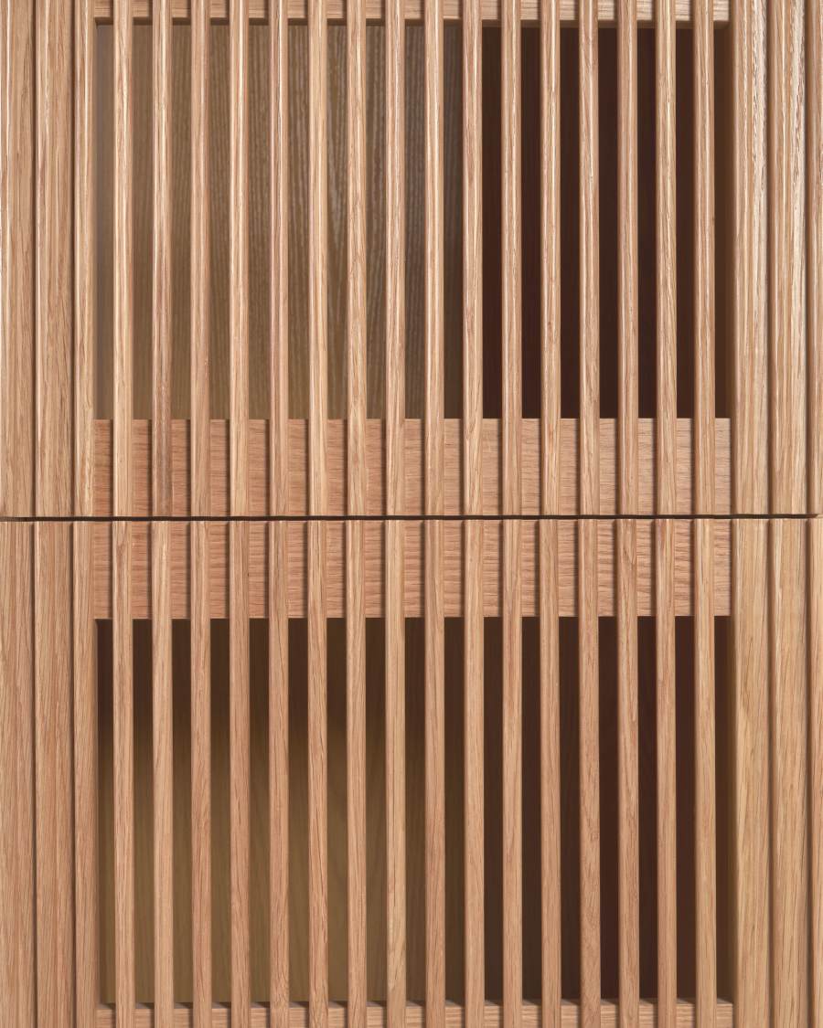 Beyla solid oak shelf unit with oak veneer 84.3 x 170 cm FSC 100%.