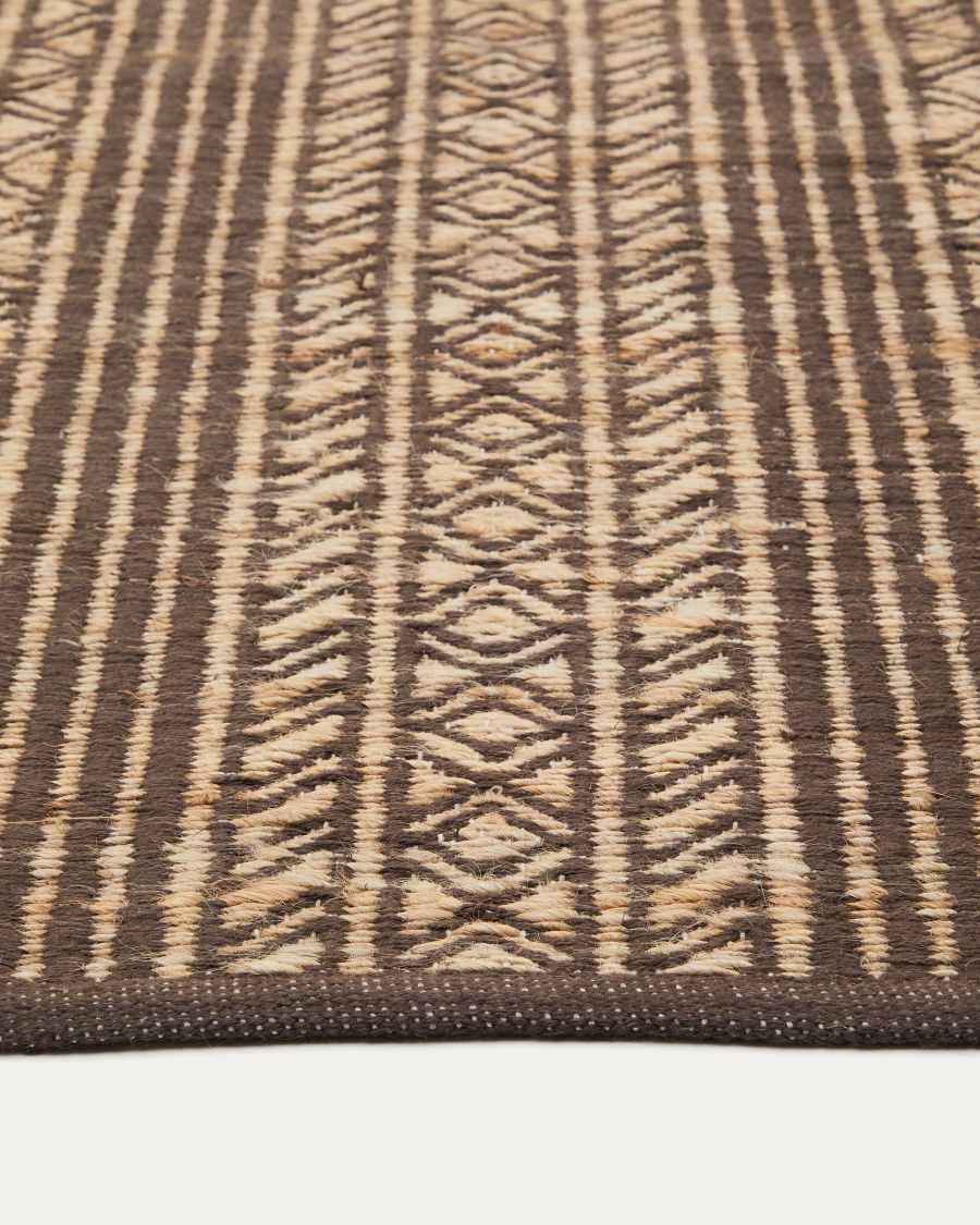 Sinta brown jute Jacquard rug 200 x 300 cm