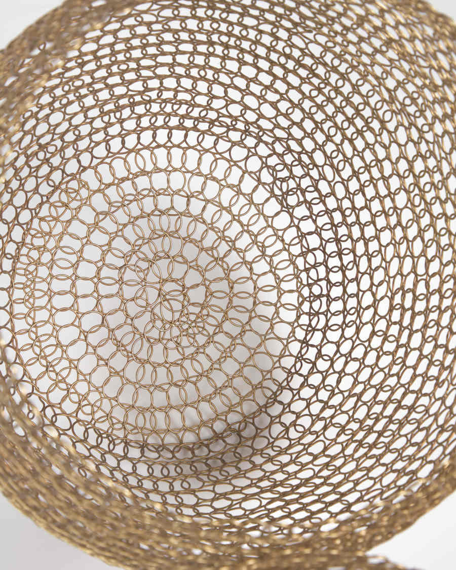 Xianara set of 2 metal baskets in matt golden finish