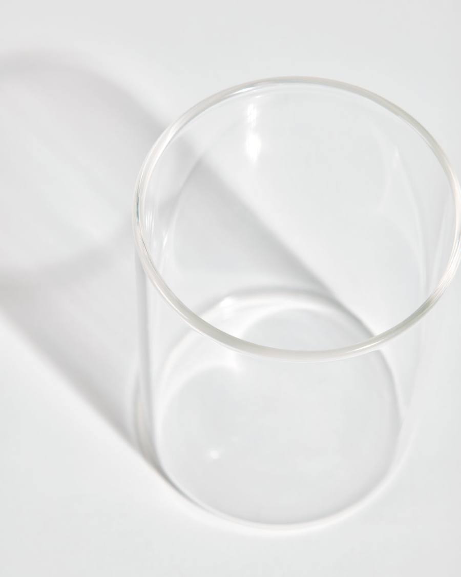 Petit verre Yua en verre transparent