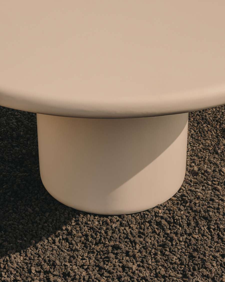 Canaret round cement table in a glossy white finish Ø 152 cm