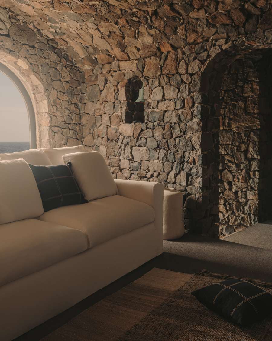 Nora 4-seater sofa with removable cover with linen and cotton cushions in taupe 340cm