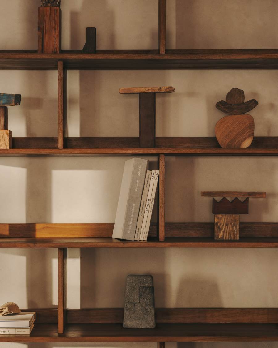 Sipa stone sculpture with natural finish 20 cm