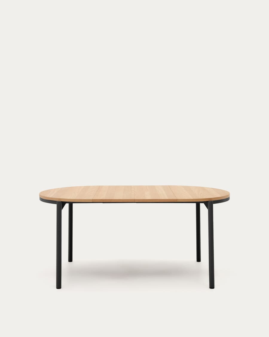 Montuiri round extendable table in oak veneer and with steel legs in a black finish, Ø90(170) cm