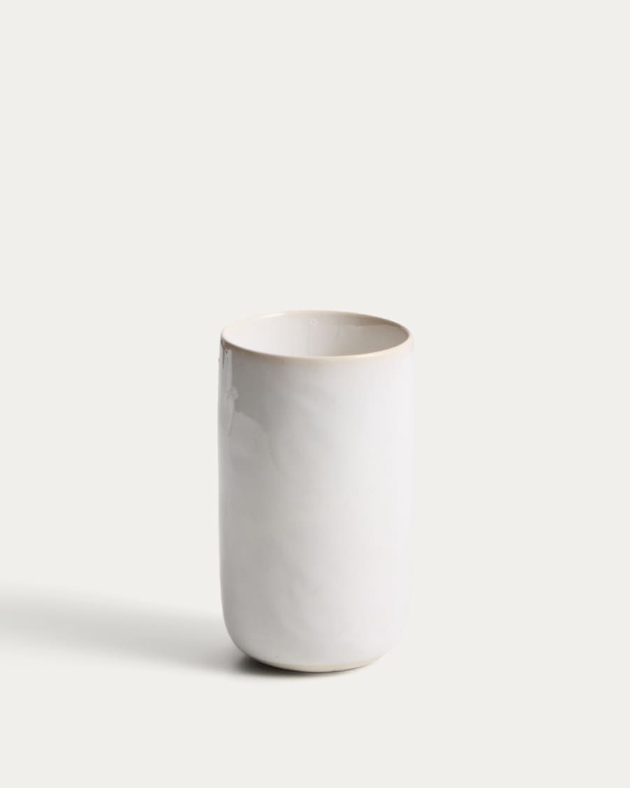 Tall white ceramic Uilo cup