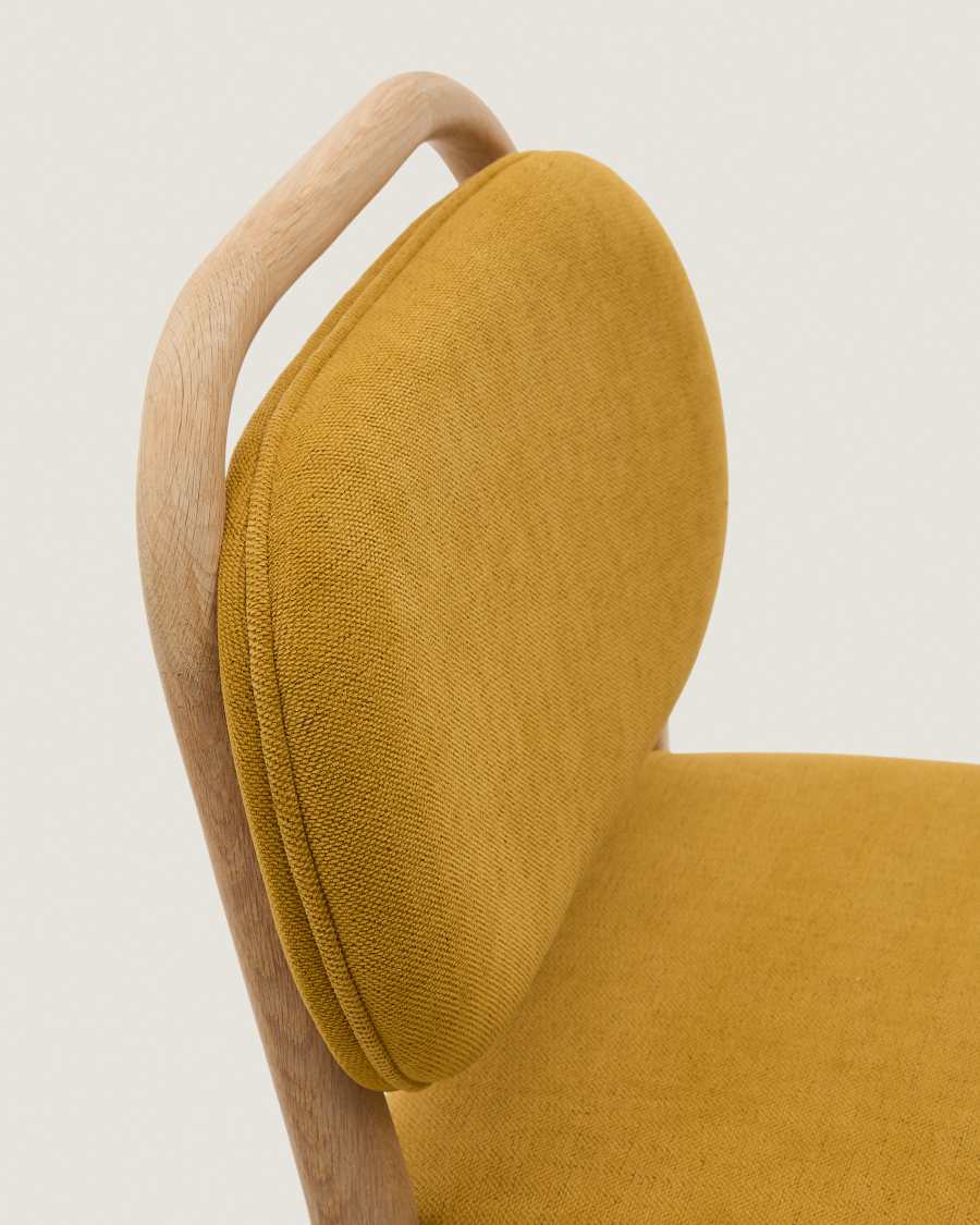 Helda stool in mustard chenille and solid oak wood FSC Mix Credit 65 cm
