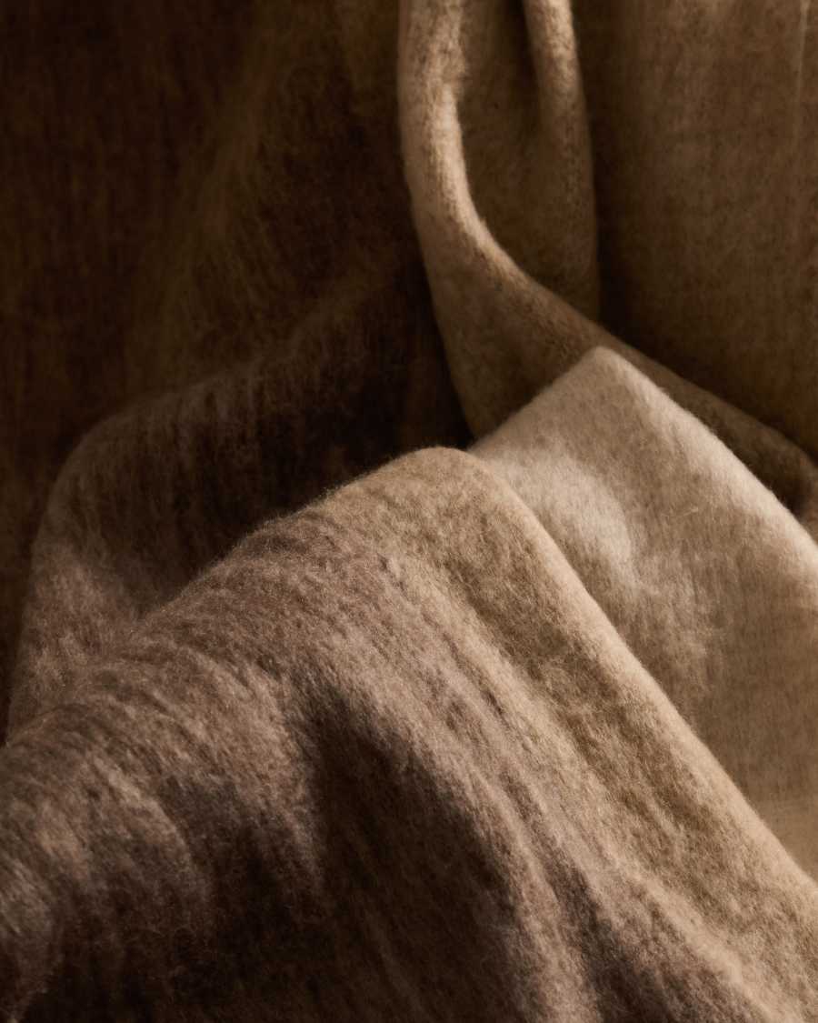 Suley blanket in a brown, checked wool blend, 130 x 170 cm