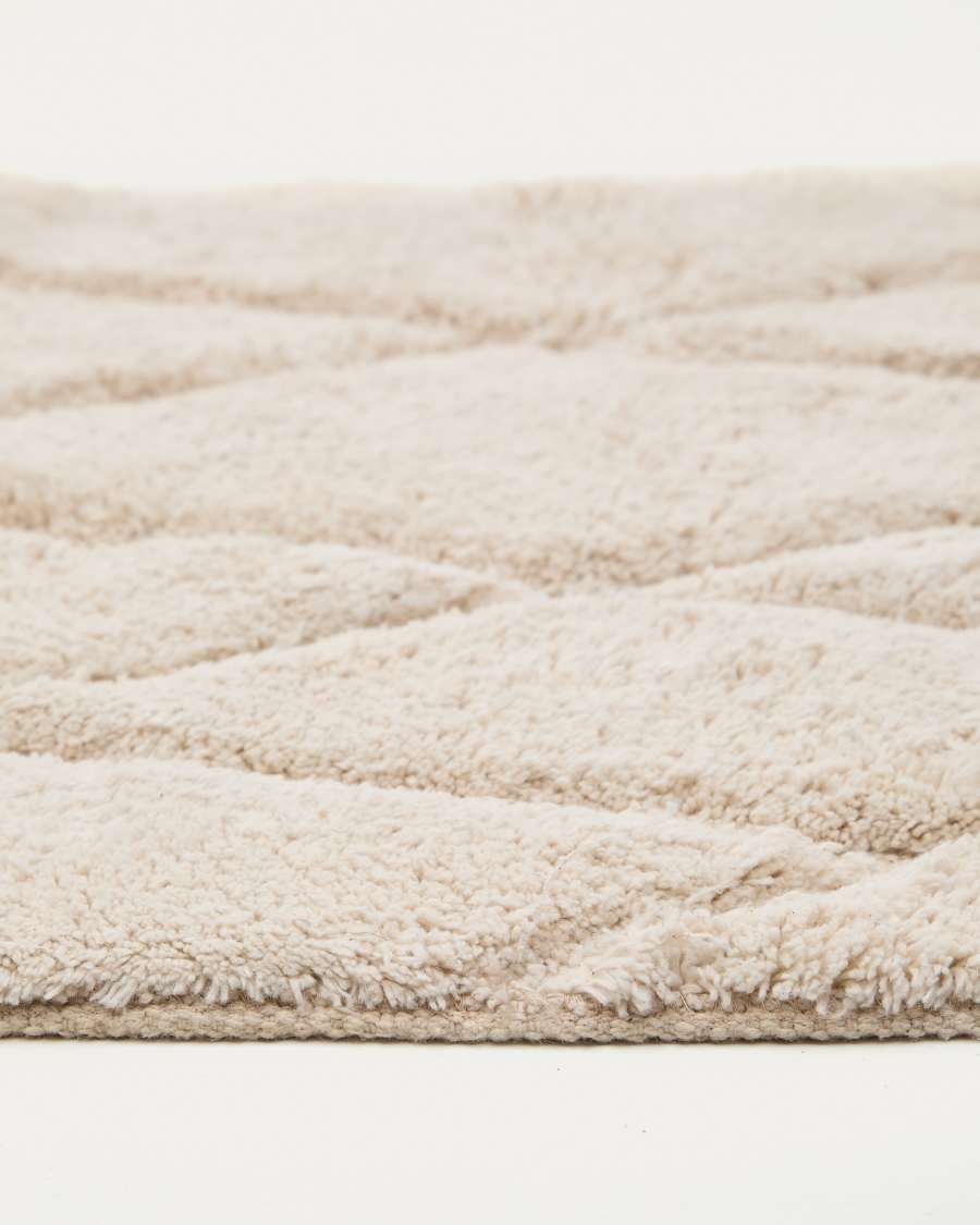 Nyana white, cotton bathmat, 50 x 70 cm