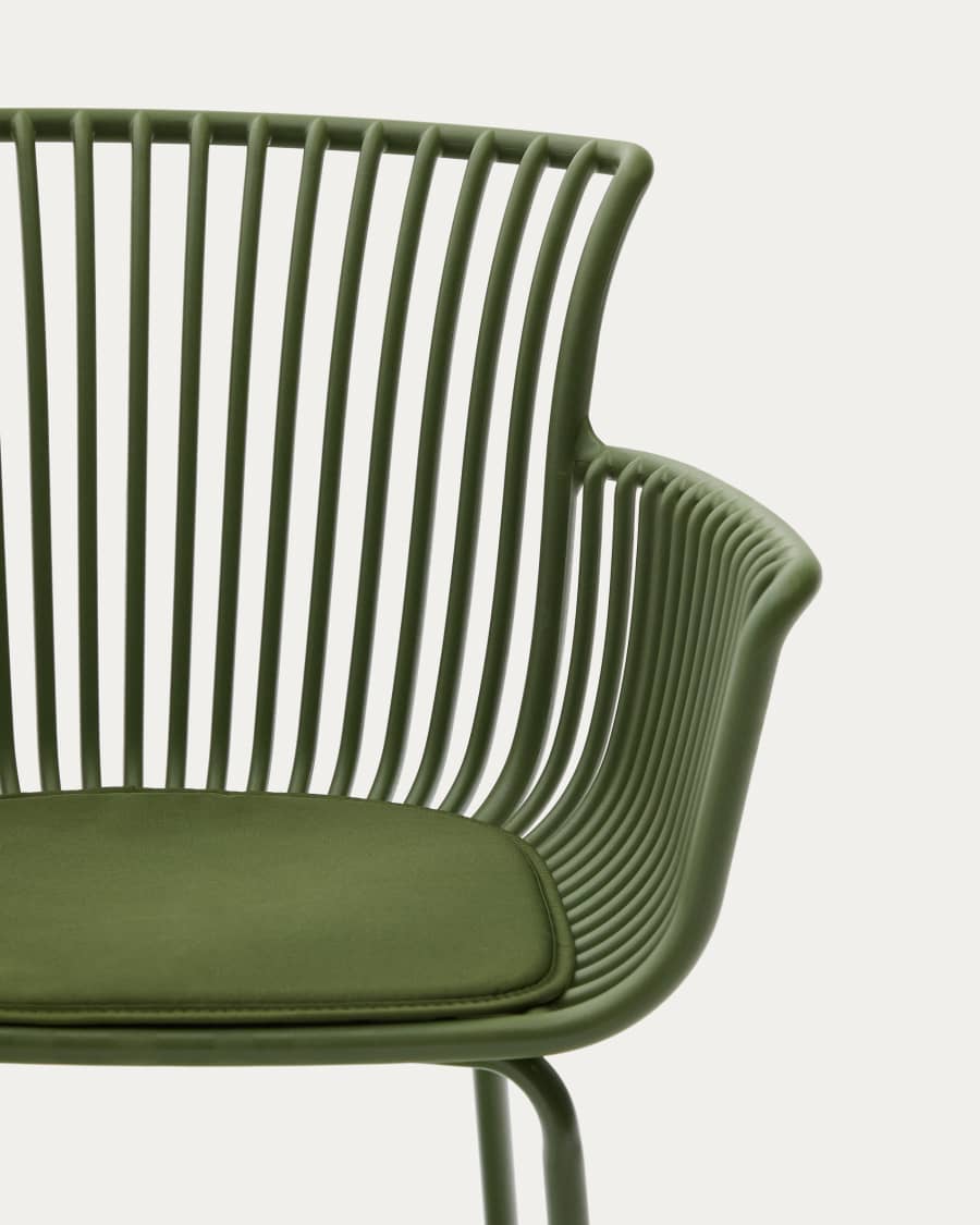 Surpika outdoor chair with green steel legs