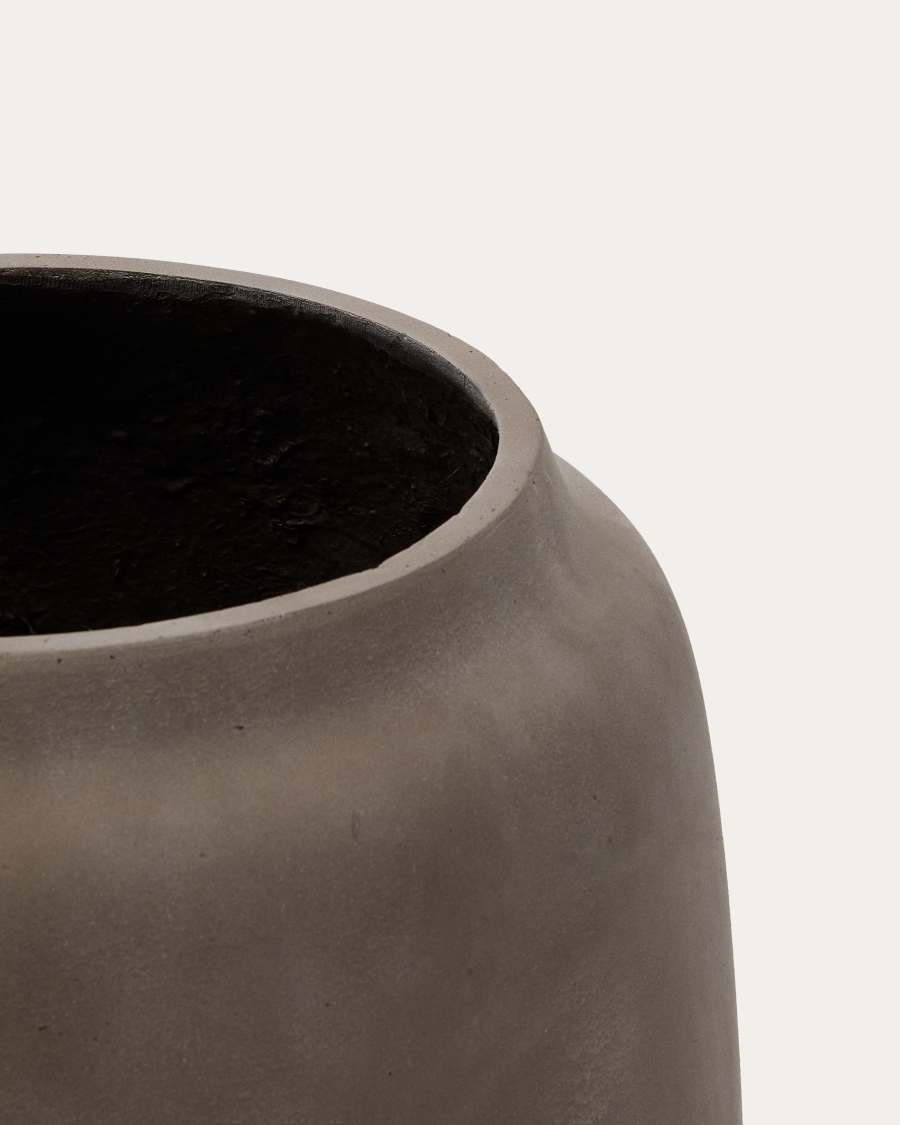 Lira terracotta-effect planter Ø53cm