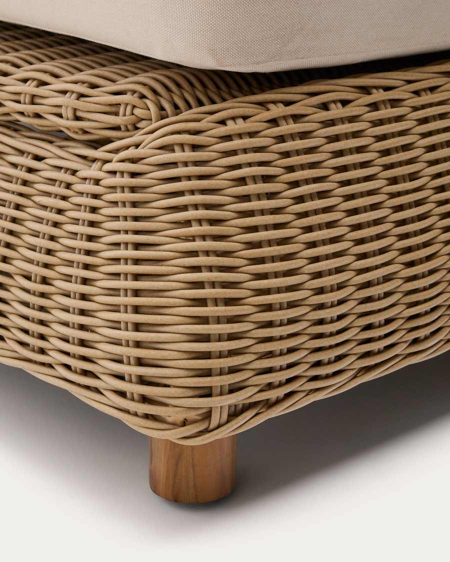 Lettino doppio Meria in rattan sintetico e gambe in legno massiccio di acacia 100% FSC