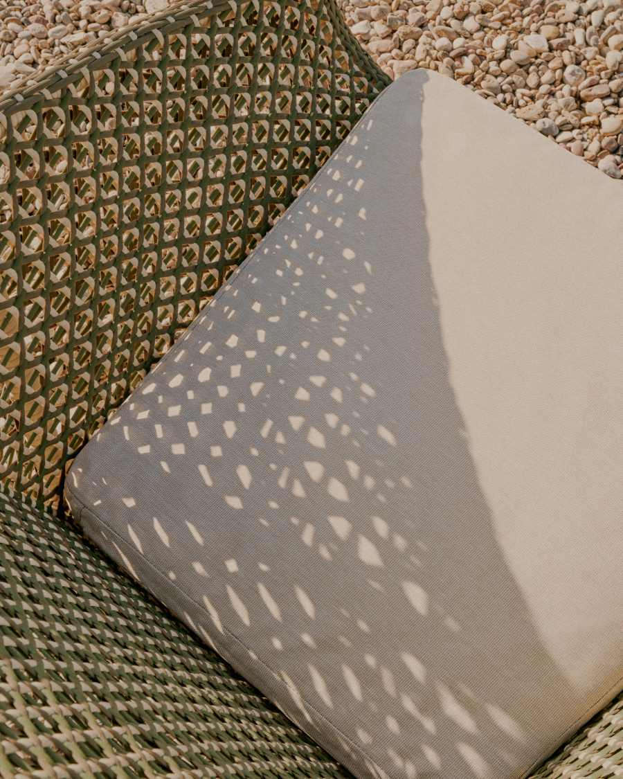 Olbia armchair made of synthetic rattan and FSC 100% solid teak wood