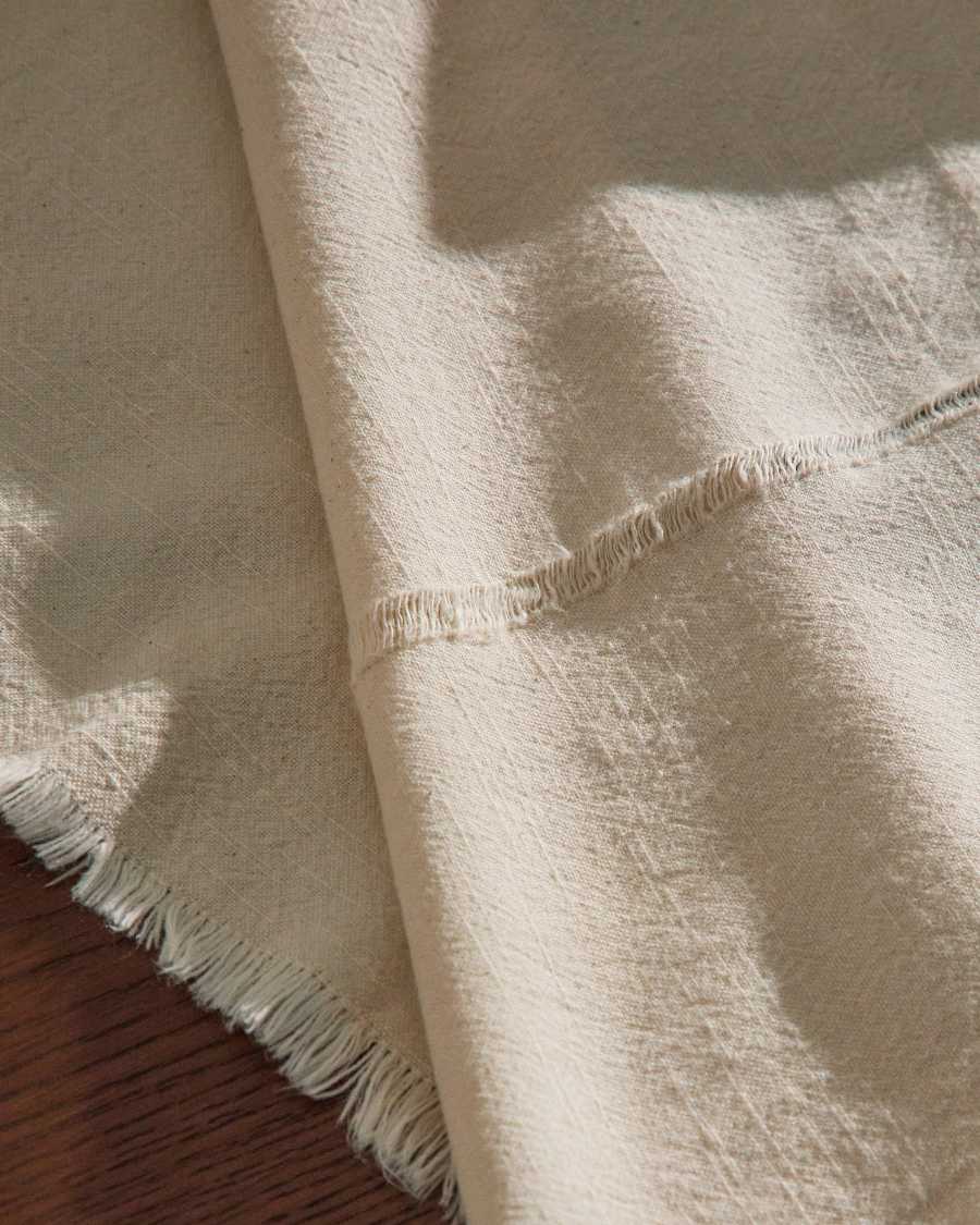 Vilahur tafelkleed met franjes beige 150 x 250 cm