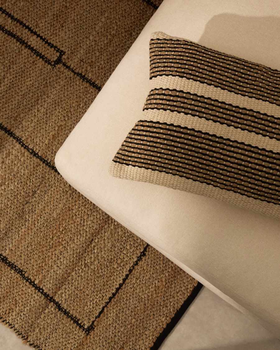 Housse de coussin Aylin en coton et broderie en jute beige 40 x 60 cm