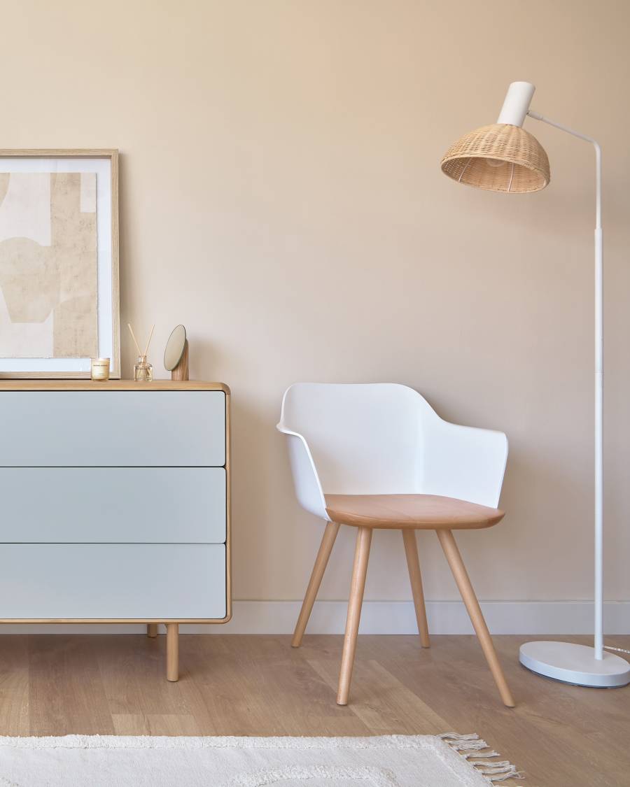 Bjorg white and solid beech chair