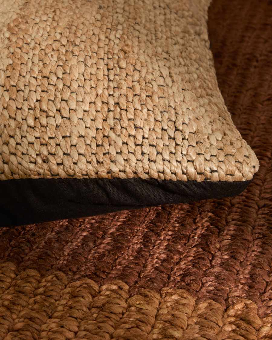 Floor cushion cover Lirta in jute with contrast detail 70 x 70 cm