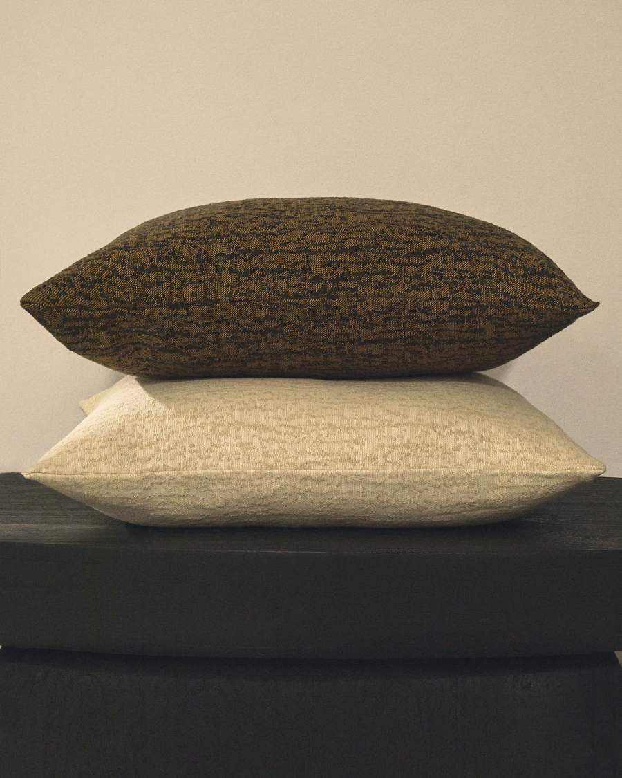 Melien cushion cover in green dot jacquard 50 x 50 cm