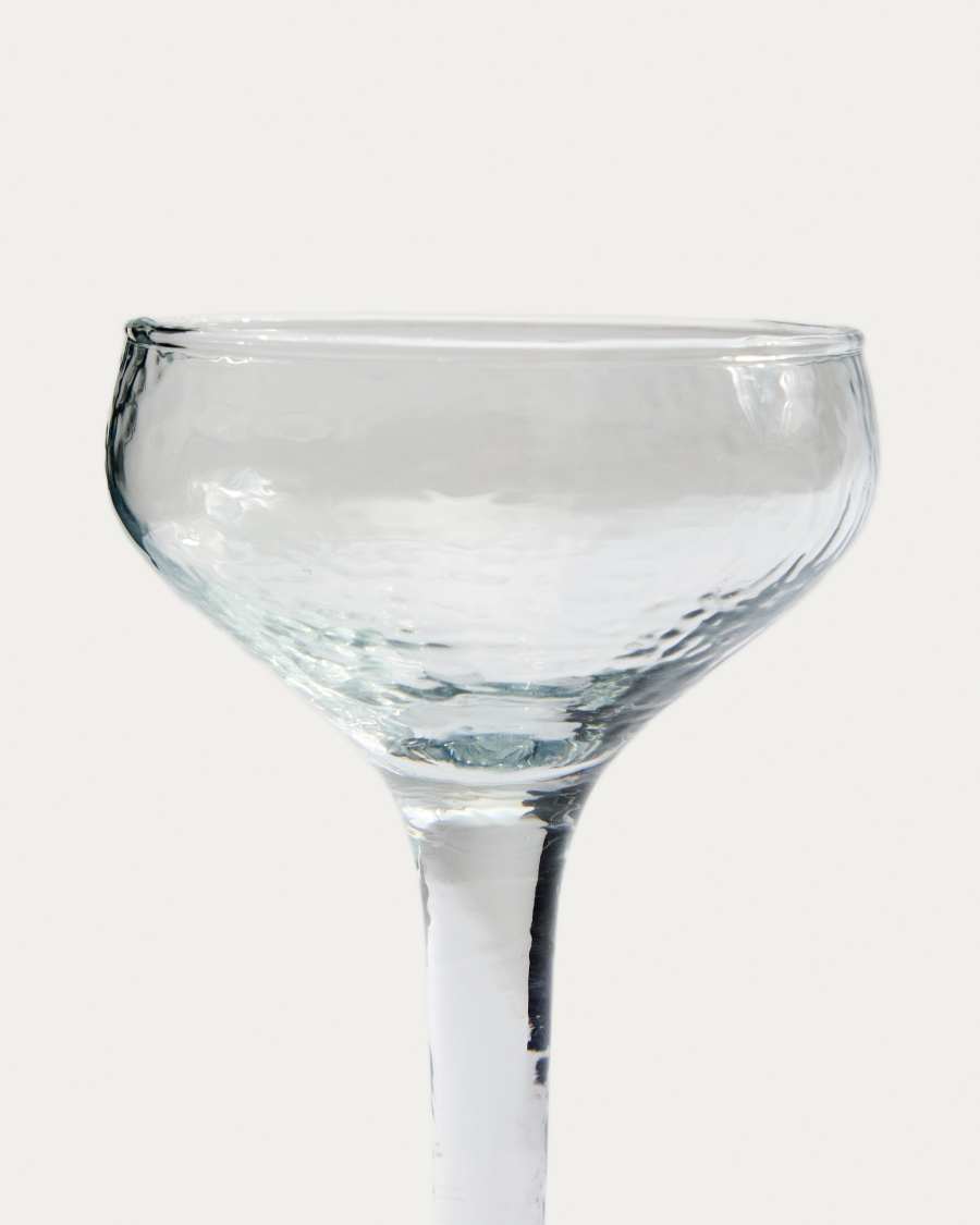 Sileia wine glass made of transparent recycled glass