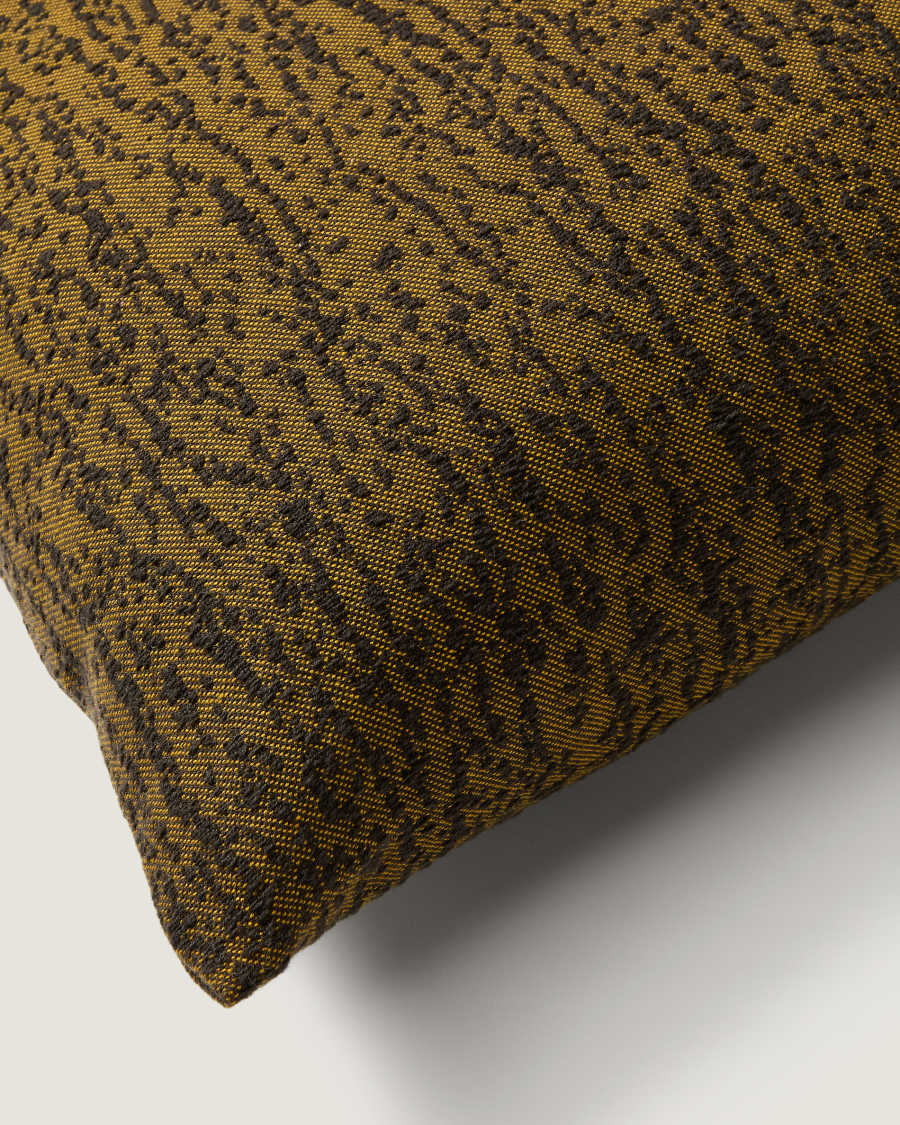 Melien cushion cover in green dot jacquard 50 x 50 cm