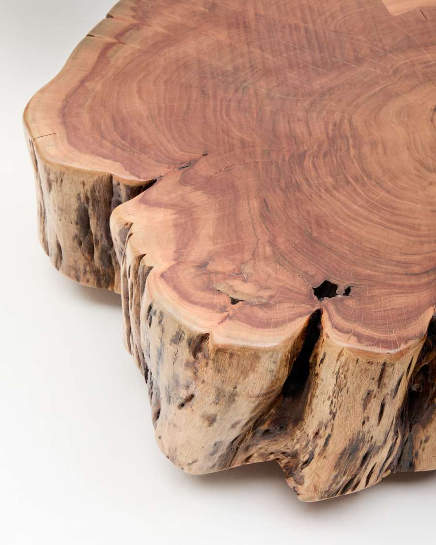 Tavine coffee table in solid acacia wood with bleached finish with wheels Ø85cm