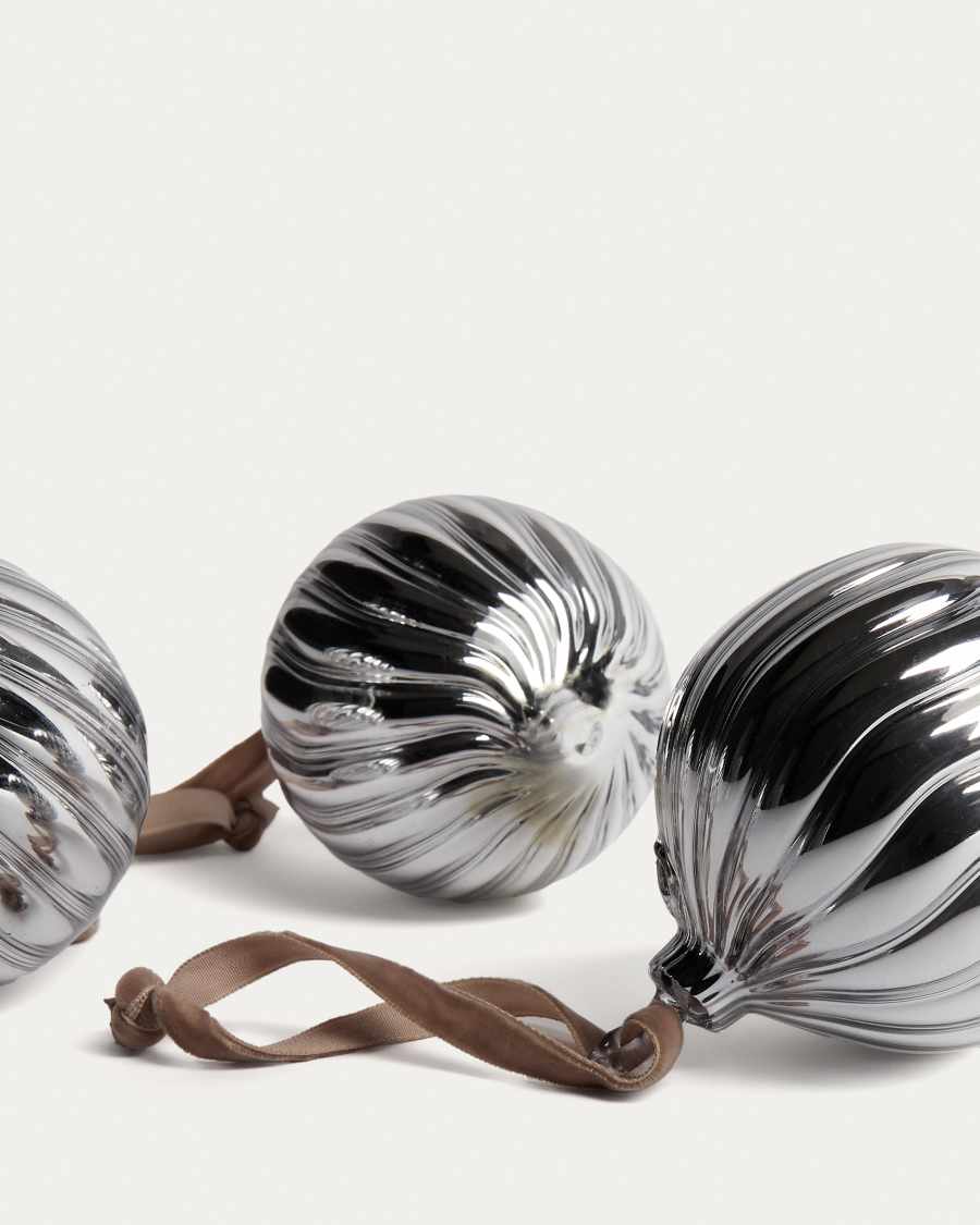 Set Oranel di 2 ornamenti da appendere in vetro riciclato argentato Ø 10 cm