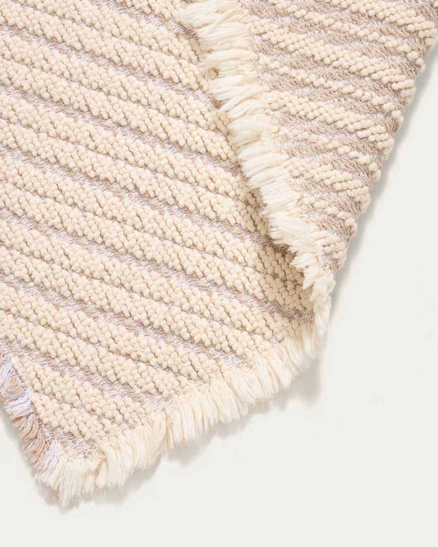 Janu bathmat in 100% cotton in diagonal structure ecru jacquard 50 x 70 cm