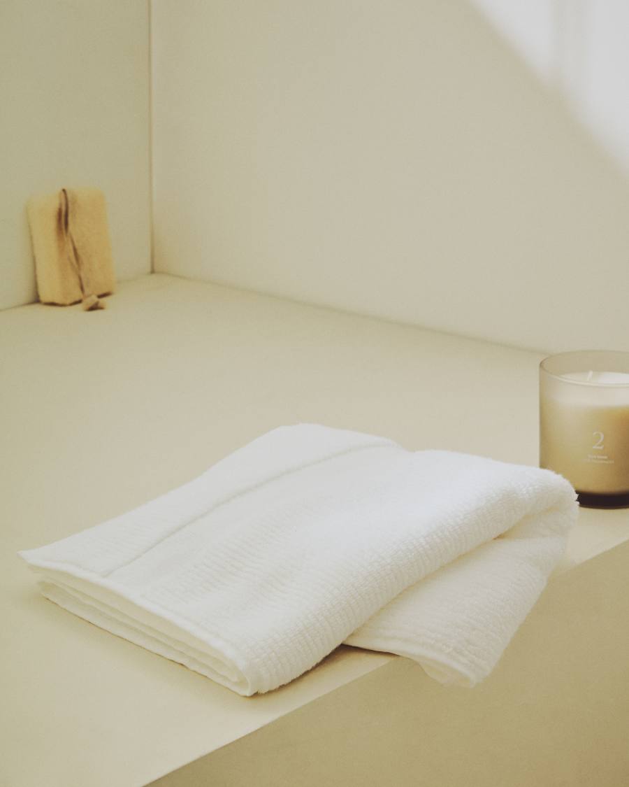 Olvira 100% cotton white jacquard hand towel 30 x 50cm