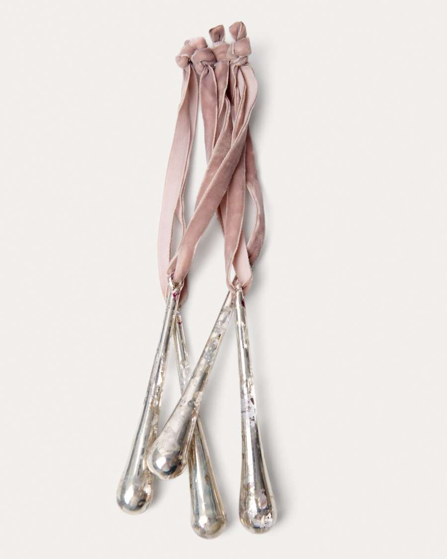 Alsenia set of 4 silver recycled glass hanging ornaments 10,5 cm