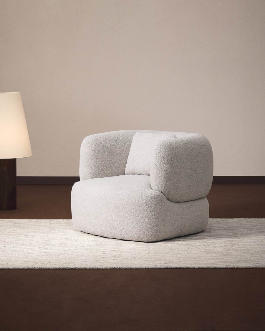 Fotel obrotowy Martina z poduszką z bouclé w kolorze szarym FSC Mix Credit