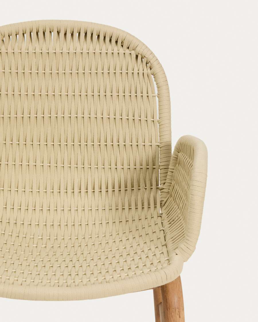 Alipa chair with armrests in FSC 100% solid acacia wood and ecru rope cord