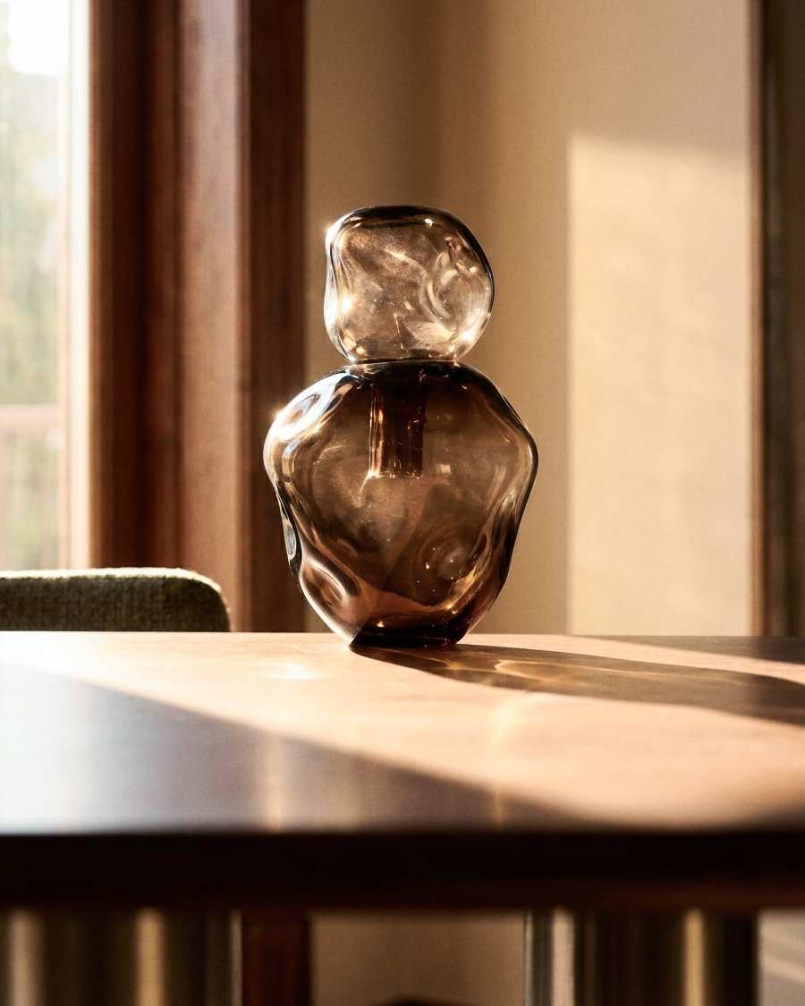 Vaas Olivet van bruin glas 30 cm