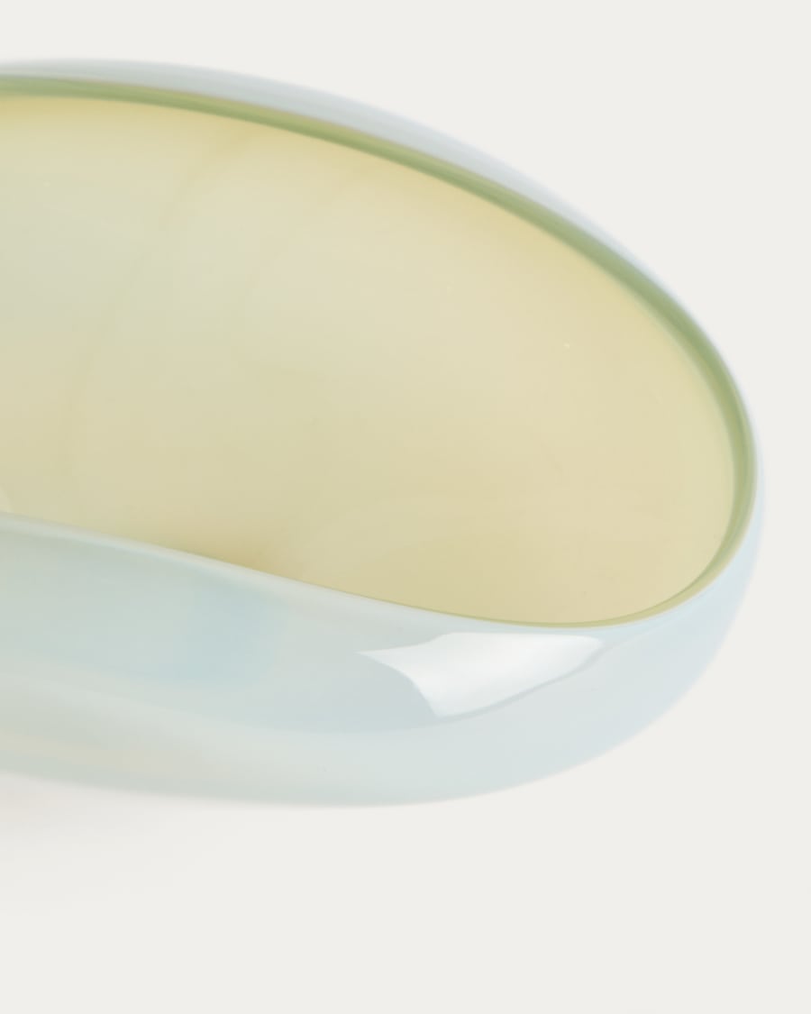 Nodila white glass centrepiece 23 x 16.5cm