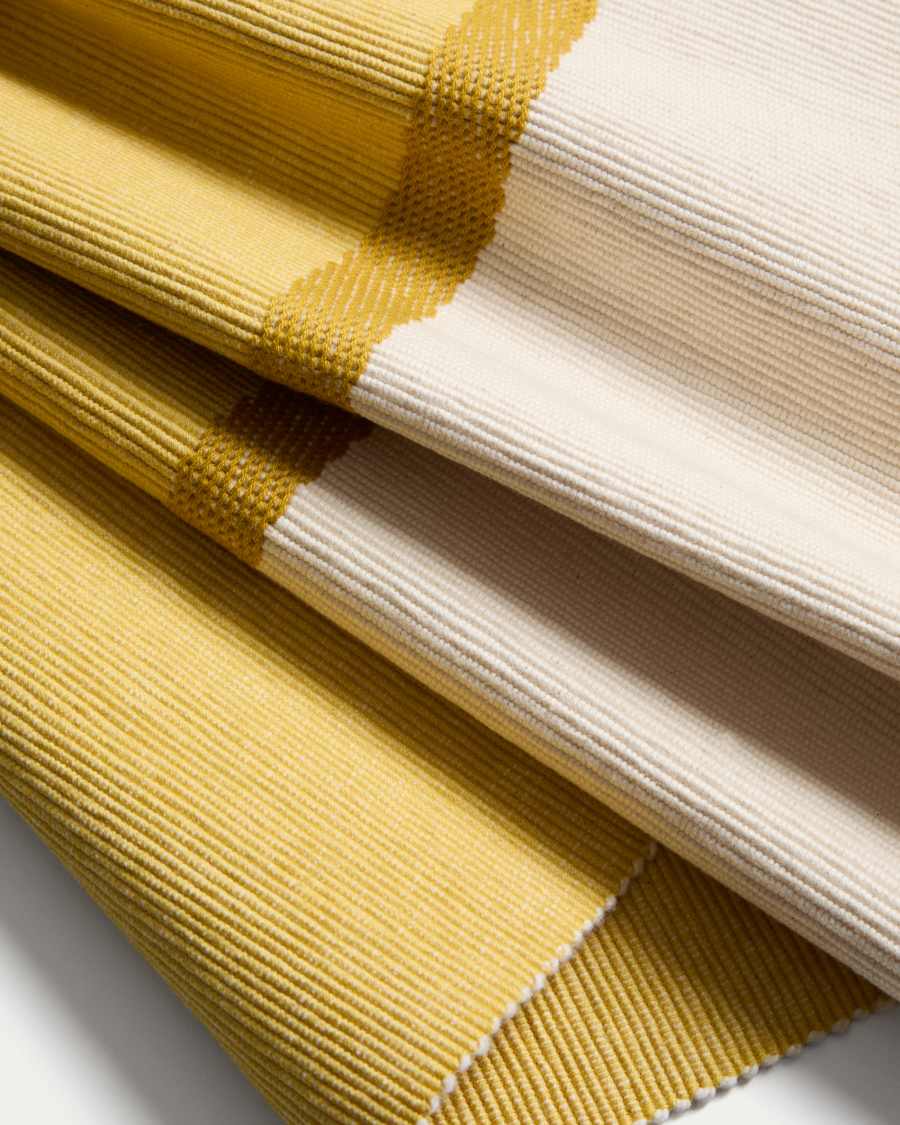 Tari set of 2 yellow 100% cotton placemats 35 x 50 cm