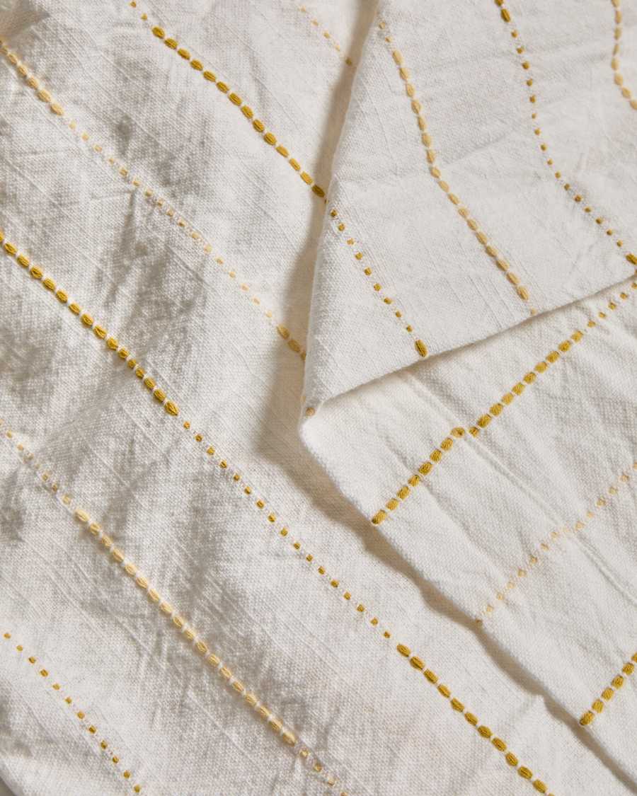 Anila yellow cotton jacquard tablecloth 170 x 170cm