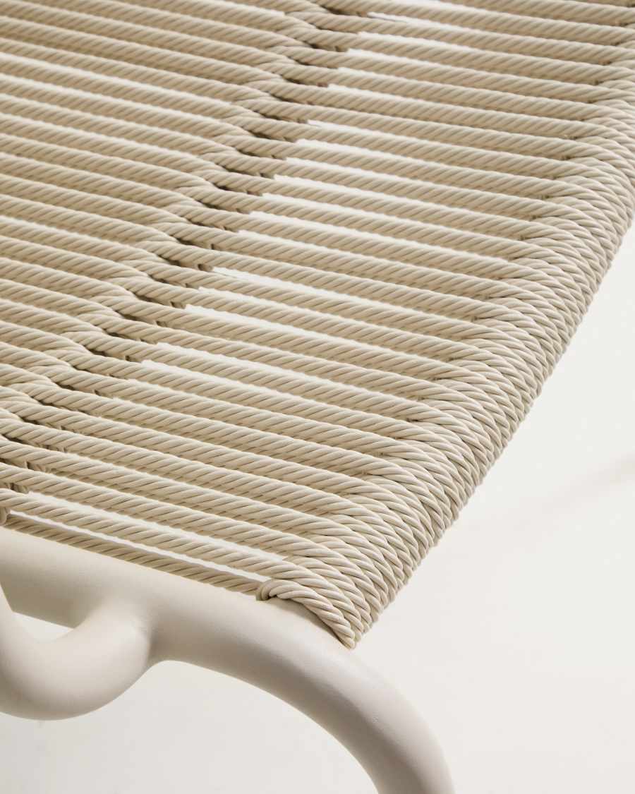 Butaca Salis d’alumini talp i corda sintètica beix