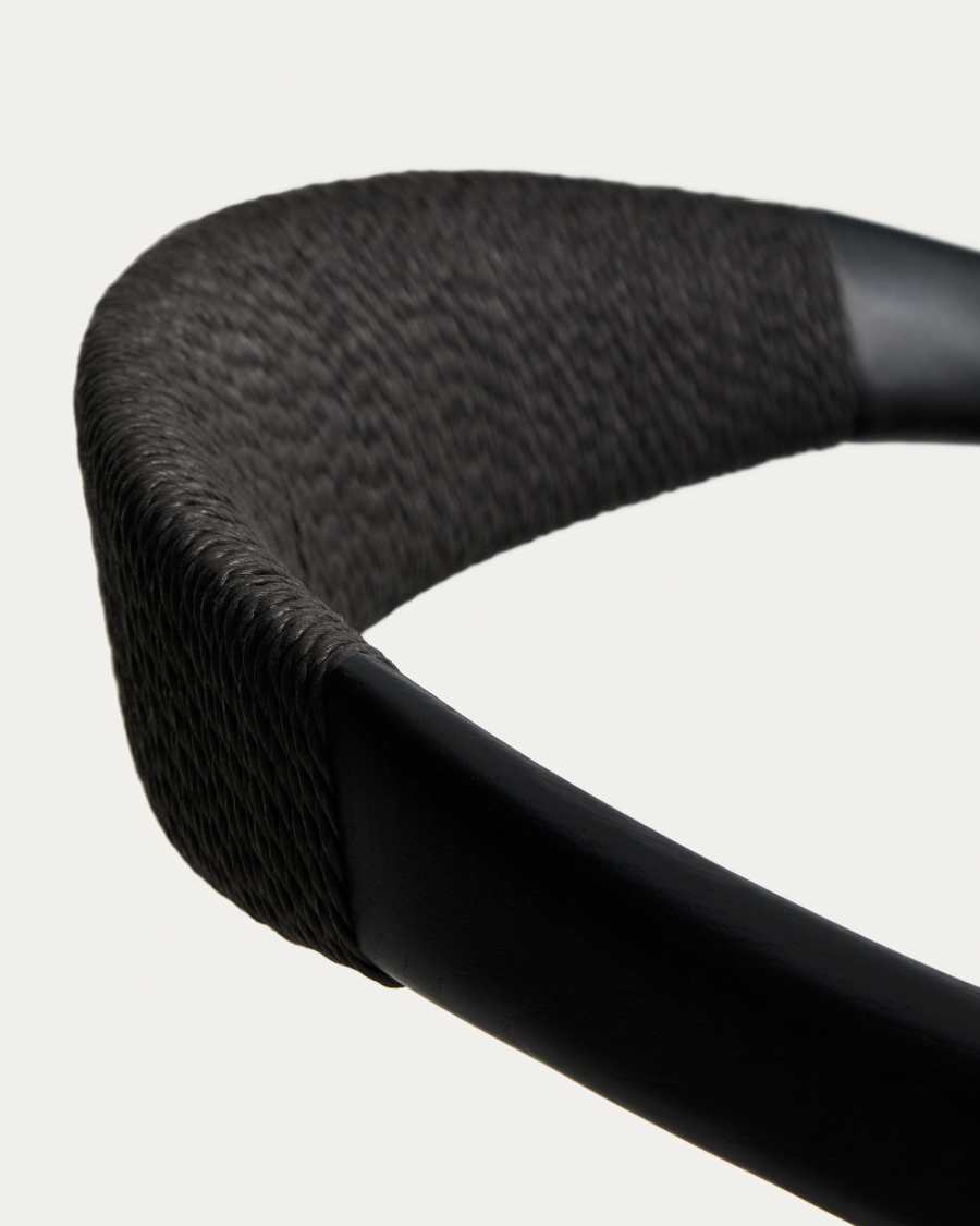 Sedia Derile in rovere massiccio con finitura nera e corda di carta nera FSC 100%