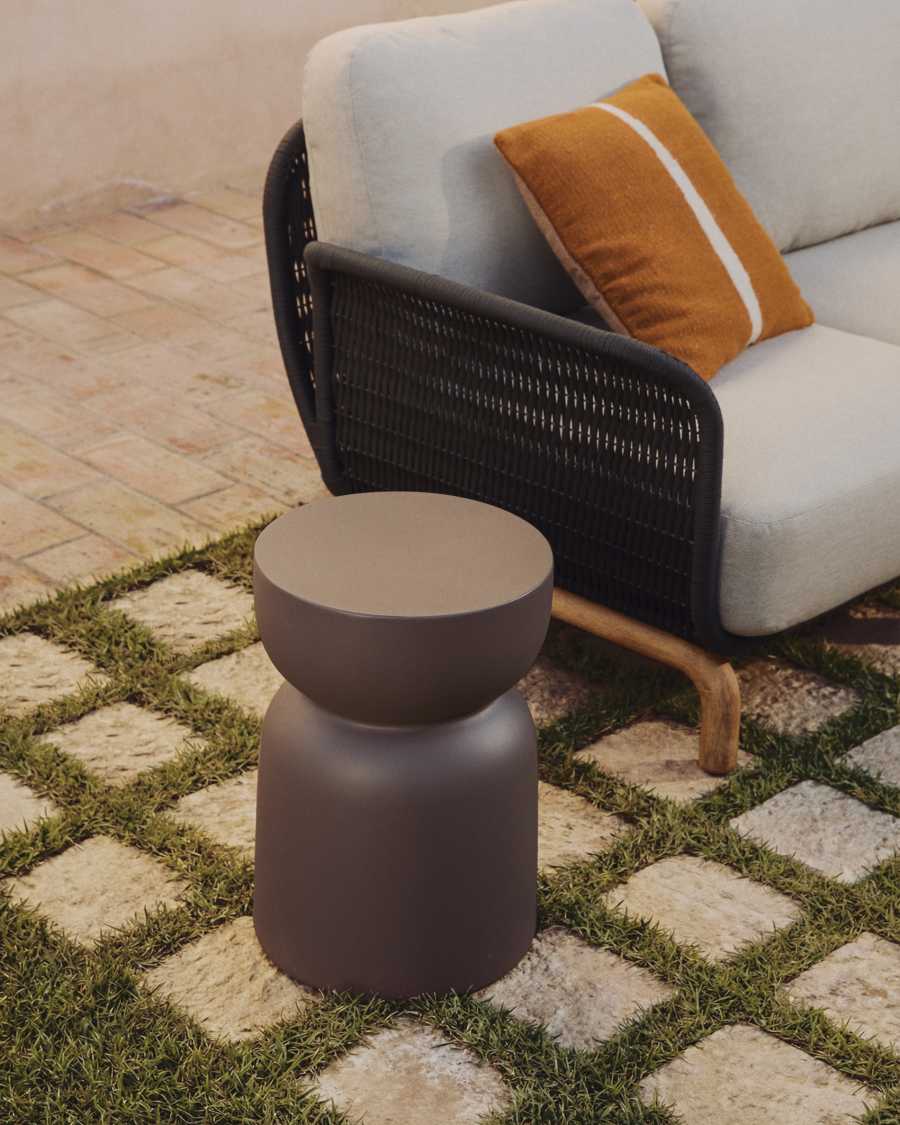 Garbet side table in brown concrete Ø 60cm