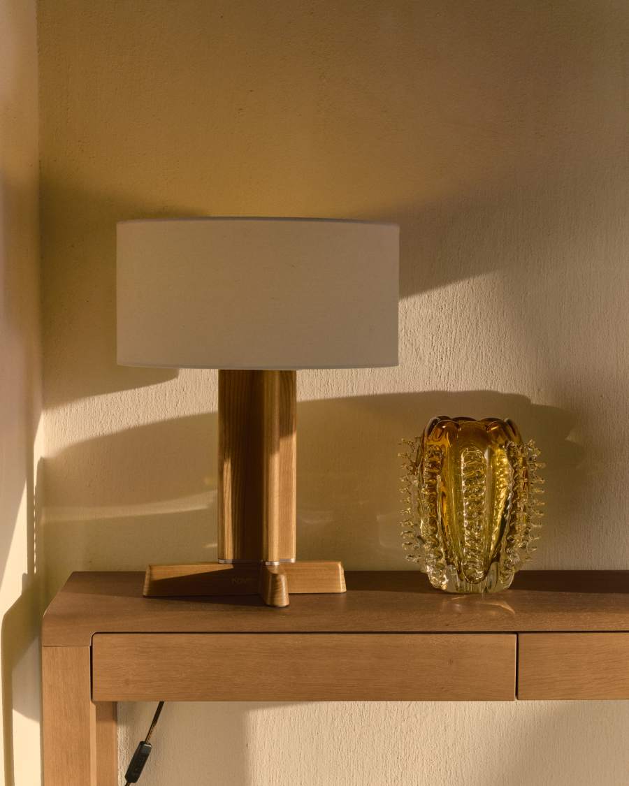 Niani table lamp in rubber wood with clear finish and ivory-coloured cotton lamp shade Ø30cm